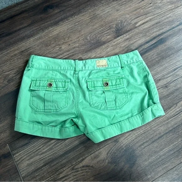 Roxy | 9 | Shorts - Picture 6 of 8